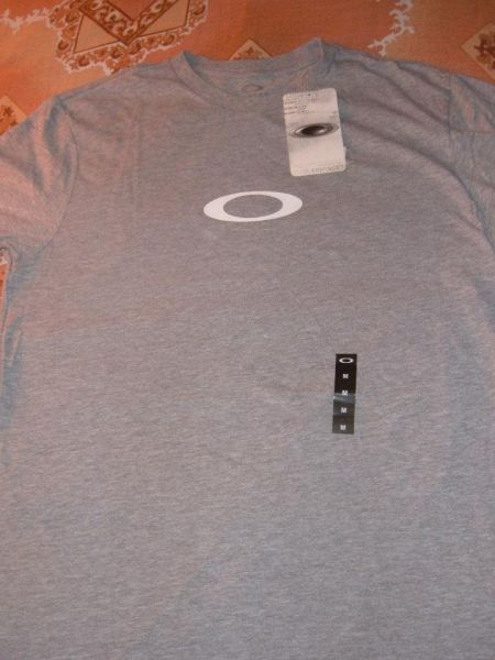 Oakley Cinza Tamanho G